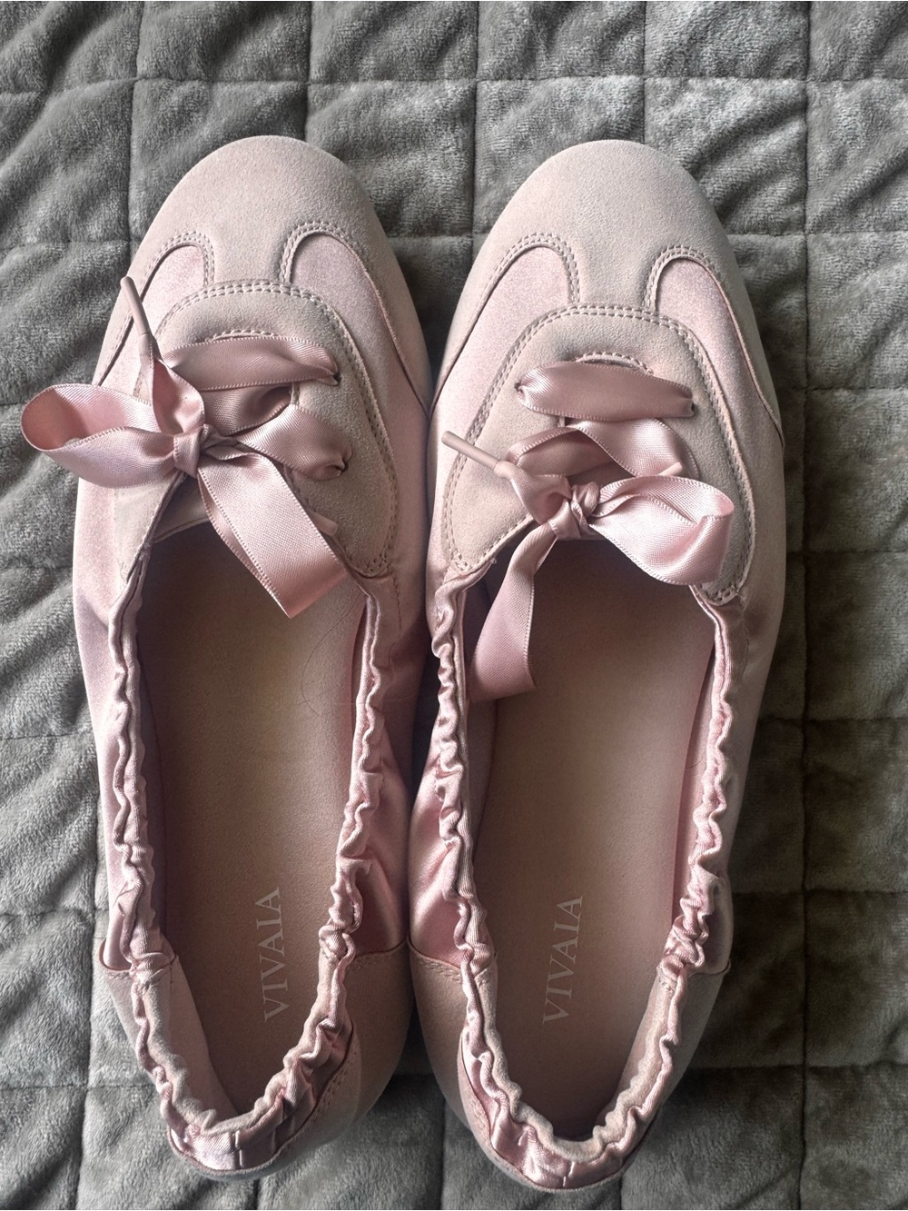 VIVAIA Pink Satin-Trim Ballet Flats with Ribbon Bow